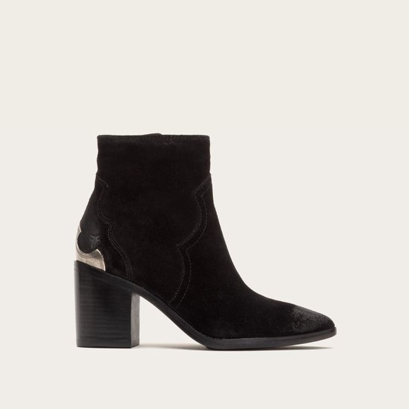 Frye Shoes - Frye Flynn Short Metal Plate Bootie